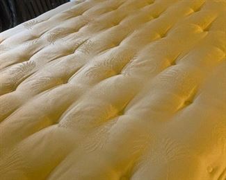 Full Size Bed Excellent Condition