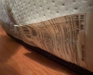 Simmons Twin Bed Mattress & Box Spring