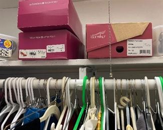 Ladies clothing 12-18