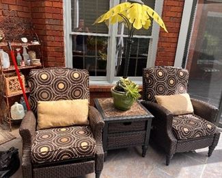 Lane Outside Reclining Chairs