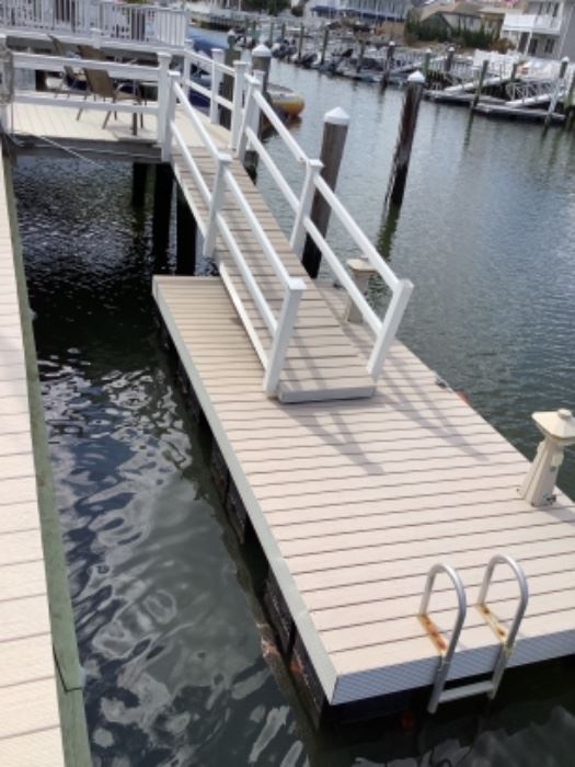 Floating dock , ramp, railings 