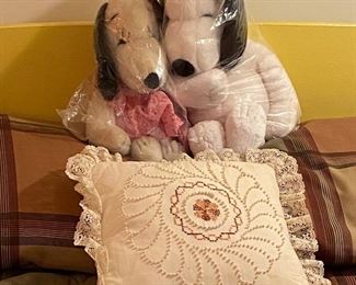 Vintage SNOOPY plush toys