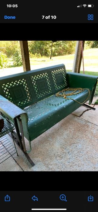 Vintage three-man glider… Very good condition