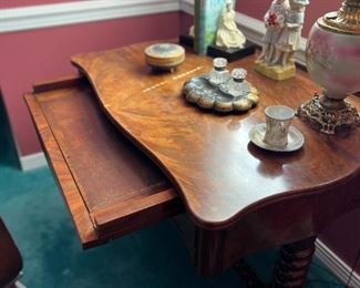 FLAMED MAHOGANY  EMPIRE PERIOD TABLE WITH 2 DRAWERS