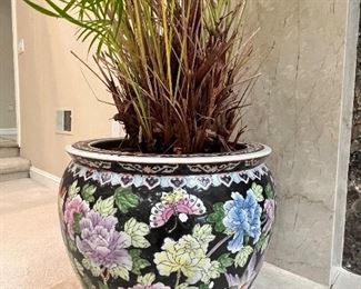 Large ceramic Planter
