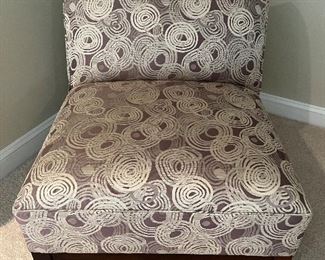 Armless accent Chair 