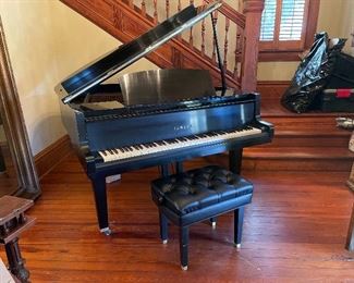 $7000
Yamaha GH1 Model 3490387 Black ebony 1983