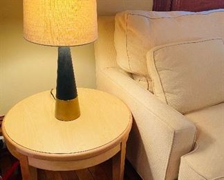 $250 
Pair of FLEX Green Bay WI made pine side table round 19x24x24

$90 
Pair of Modern&nbsp; black wood / brass lampa 27T to the shade&nbsp;