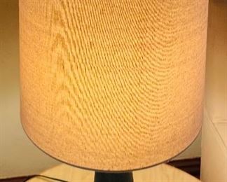 $90 
Pair of Modern&nbsp; black wood / brass lampa 27T to the shade&nbsp;