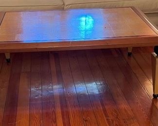 $500 
Leland Leonard handcrated coffee table inlaid 47x32x18