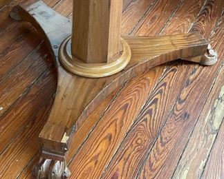 $299 
Round gueridon with claw foot 40x29 - one foot has misc veneer