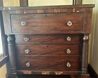 Empire style mahogany veneered 4-drawer dresser 