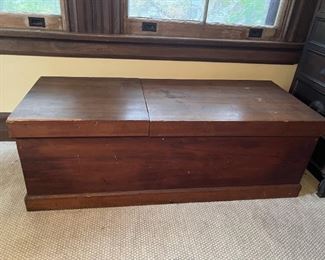 Walnut lift-top hope chest