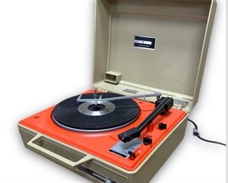 Vinte GE Turntable