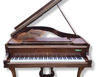 Fantastic Steinway & Sons N.Y. Piano M 250516 Tubular Metallic Action Frame Hand Carved Queen Anne Style Legs Gilt Accent Paint