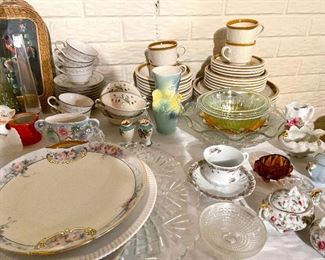 Lots of vintage glass