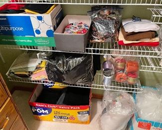 Boxes of wool, felt& quilt pieces