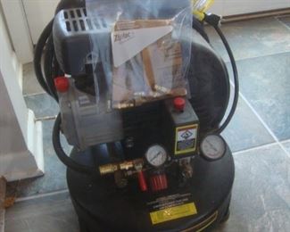 Central Pneumatic air compressor