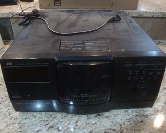 JVC XL-MC2000 compact disc changer, holds 200 CDs