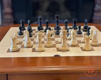 Cherry 28" Osisa Table Chess Table with Parker Staunton Boxwood Chess Pieces