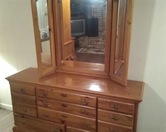 Dresser with mirror 