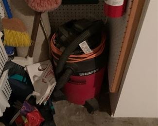 shop tools, shop vacuum