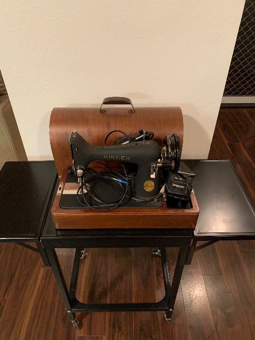 Singer Sewing maching