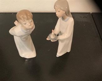 Lladro (Brillo) Nino Soplando & Nina Con Palmatoria