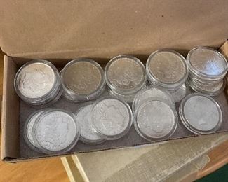 26 silver dollar coins 1881-O, 1884, 1886, 1889, 1897, 1899-0, 1900, 1900, 1921, 1922,