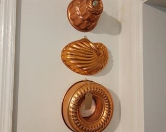 Vintage Mirro gelatin molds