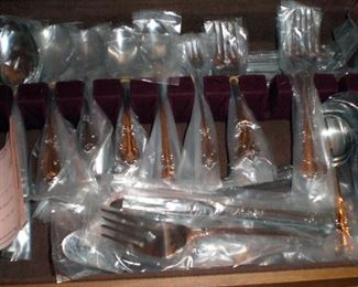 New set of stainless by Salem