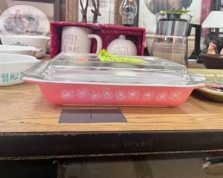 pyrex dish with lid