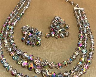 Laguna Aurora Borealis Necklace And Earrings