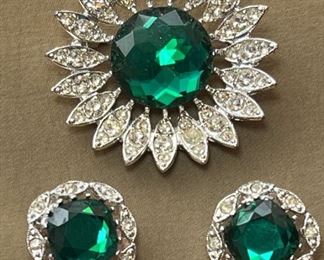 Sarah Coventry Brooch Clips