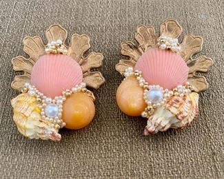 Toney Romeloa Clip Ons