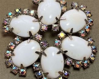 Vintage Brooch White Glass Rhinestones
