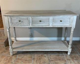 Farmhouse style whitewash sofa table