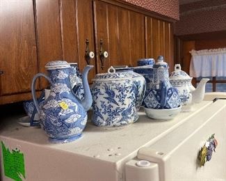 Blue & White Pottery