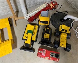 vintage metal Tonka trucks