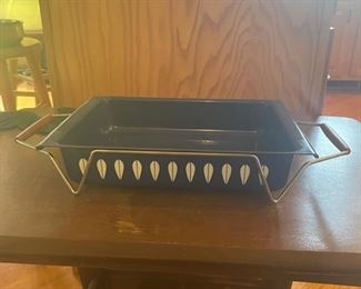 Cathrineholm white lotus pan with cradle 