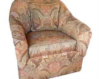 Lot 002
Ethan Allen Swivel Barrel Chair