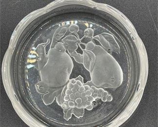 Lot 149
Val St Lambert intaglio Crystal Fruit Coasters