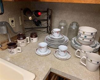 Wine rack, dishes, press