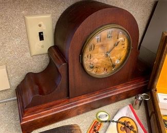 Antique mantle clock