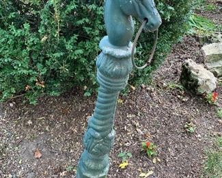 Early hitching post (Second one)