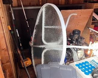 Item 15.                                                                                                    oval white with glass topper table

$10