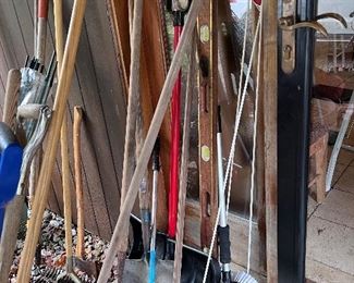 Shovels, garden tools, rakes and brooms….

Best offer 