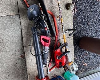 Yard equipment 

Make an offer