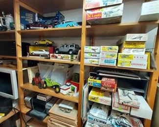 Model airplane and car kits