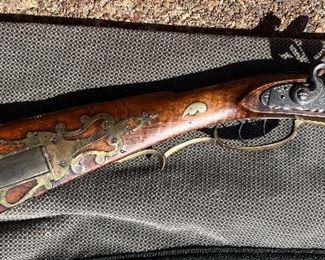 Flintlock Kentucky Rifle&nbsp;full stock, brass patchbox